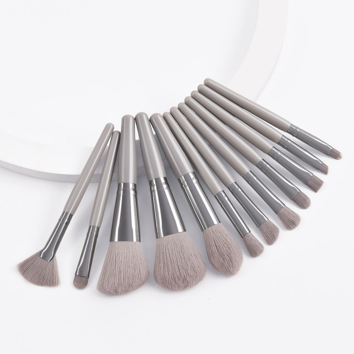 Set Of 12 Portable Makeup Brushes