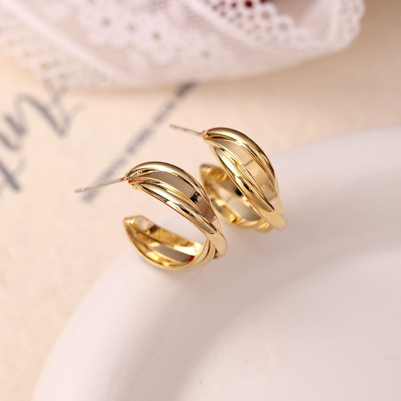 C- Shaped Cross Matte Geometric Ear Studs