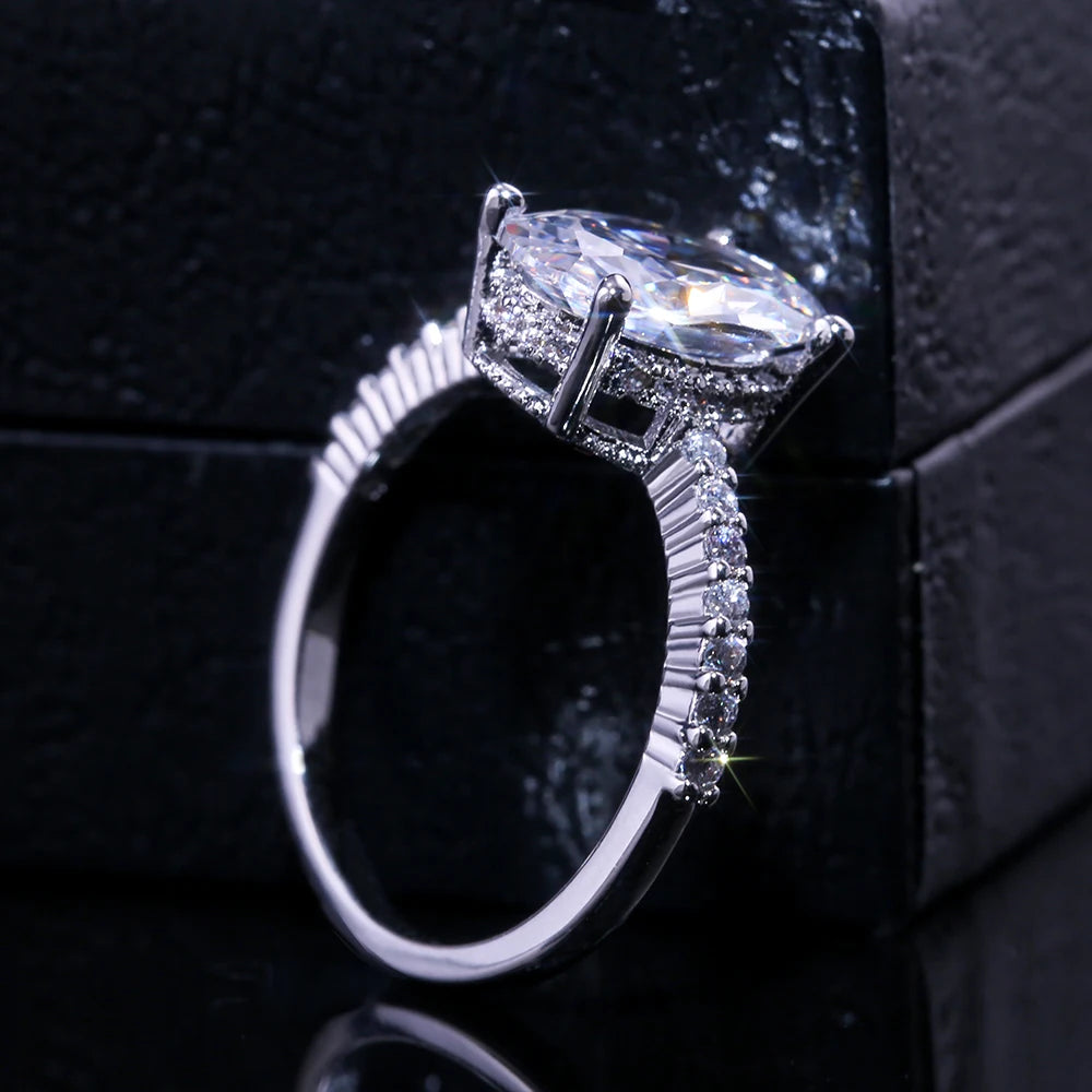 Oval Ring Band Dazzling Brilliant CZ Stone Four Prong Setting Classic