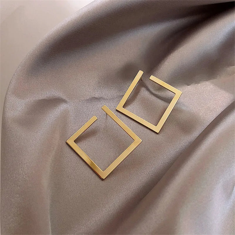 Retro Minimalist Square Earrings Irregular Stud Earrings