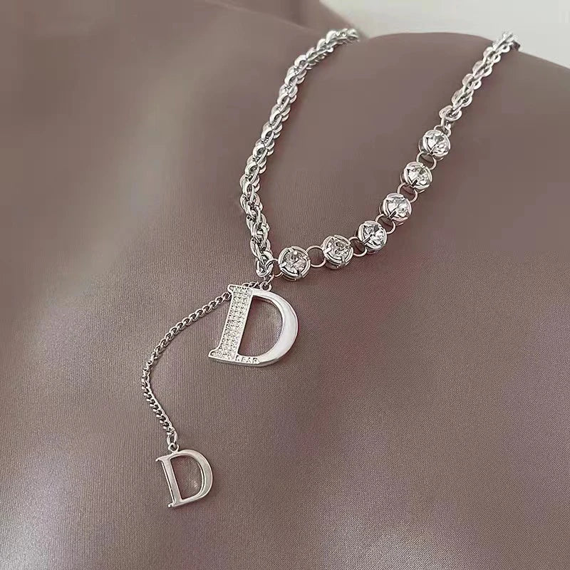 Micro Setting Zircon D Letter Necklace