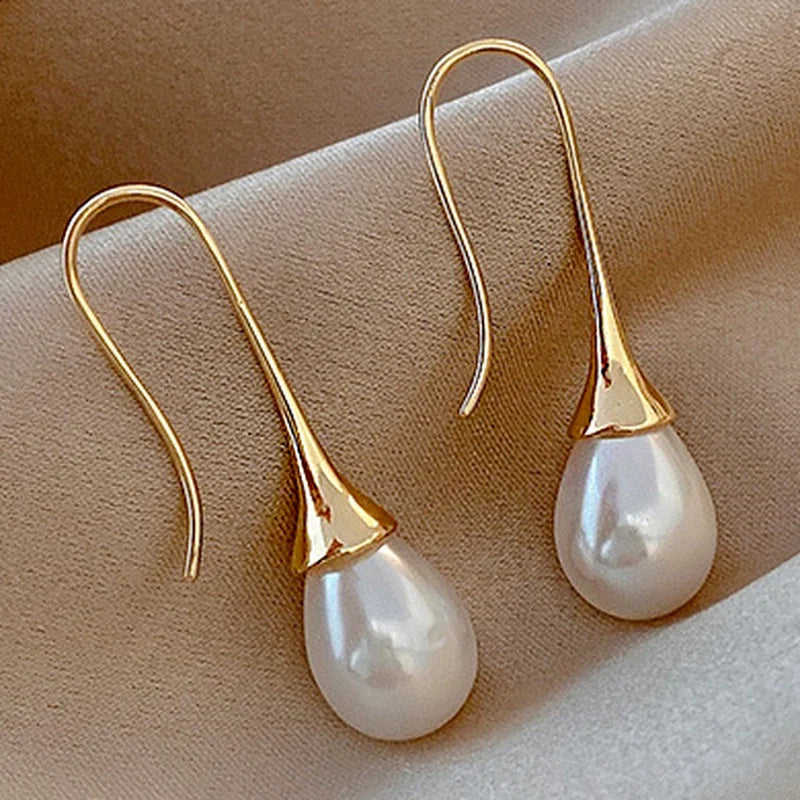 Vintage Fashion Water Drop Earrings