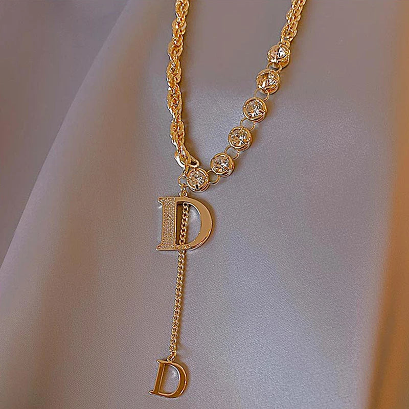 Micro Setting Zircon D Letter Necklace