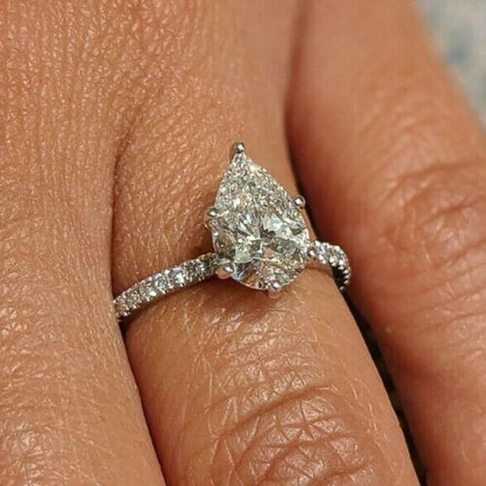 2023 Pear Shaped Cubic Zirconia Gorgeous Engagement Rings