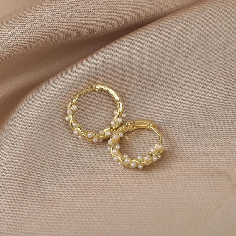 2023 Korean New Circle Pearl Earrings