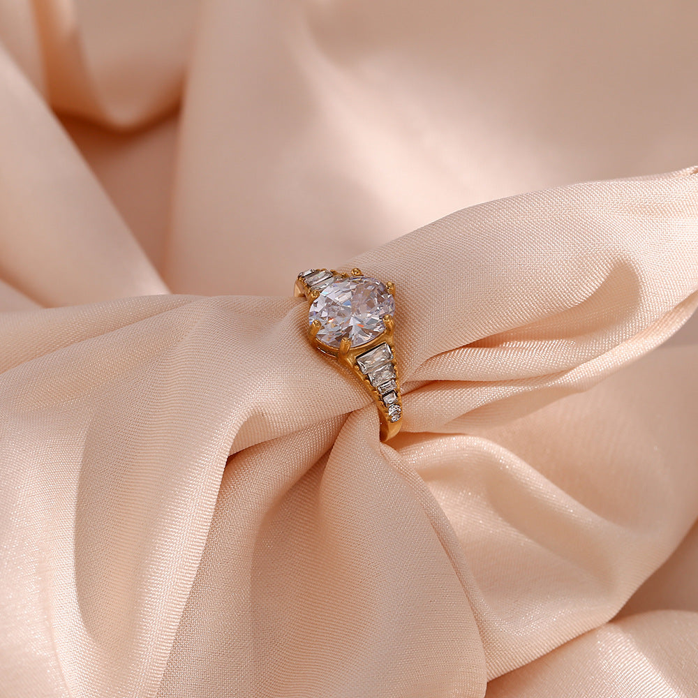 Syllia Diamond Ring